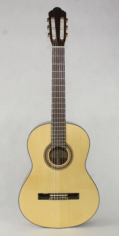 INES C-26S 3/4 - instrumenty gitary klasyczne
