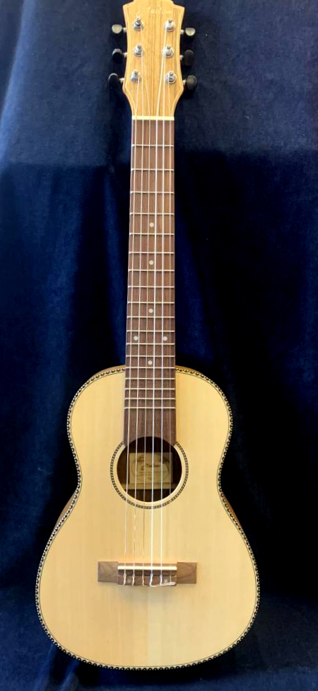 MELLOW UKGC-30 OVK - instrumenty ukulele
